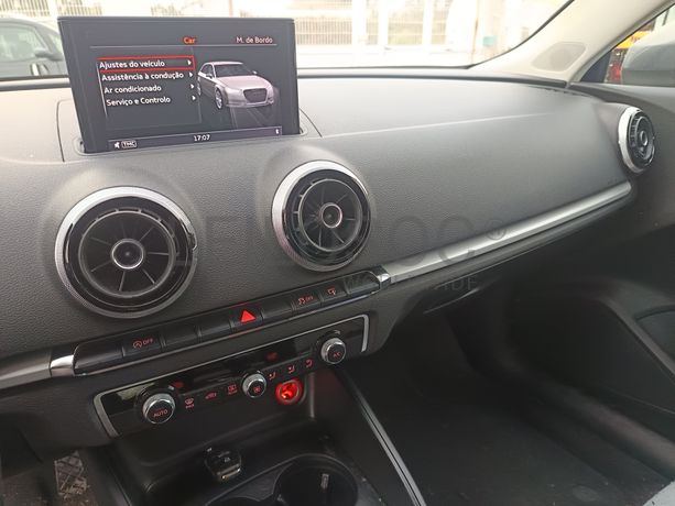 Audi A3 Sportback · Ano 2013