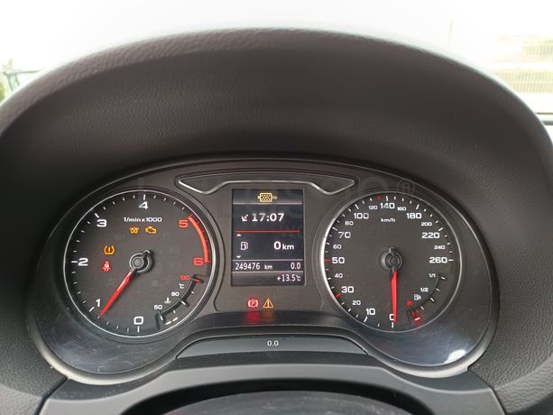 Audi A3 Sportback · Ano 2013