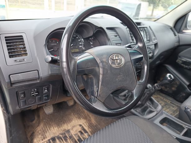 Toyota Hilux · Ano 2015
