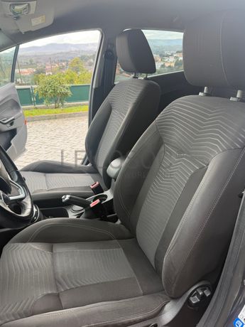 Ford Fiesta TDCi · Ano 2015