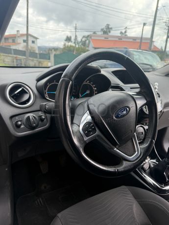 Ford Fiesta TDCi · Ano 2015