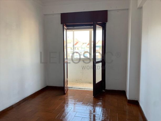 Apartamento T2 · Sintra