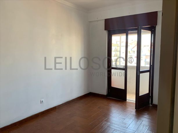 Apartamento T2 · Sintra