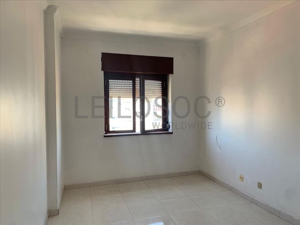 Apartamento T2 · Sintra