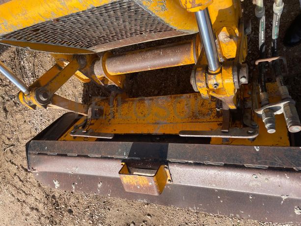 Mini Retroescavadora JCB 1CX · Ano 2002