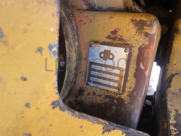 Dumper Cat D250B