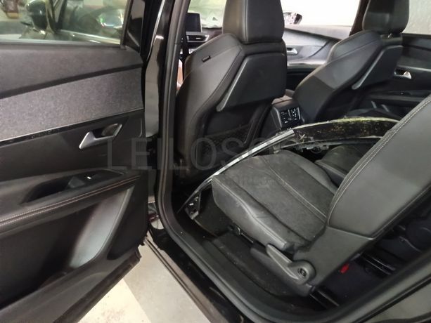 Peugeot 5008 · 7 Lugares · Ano 2018