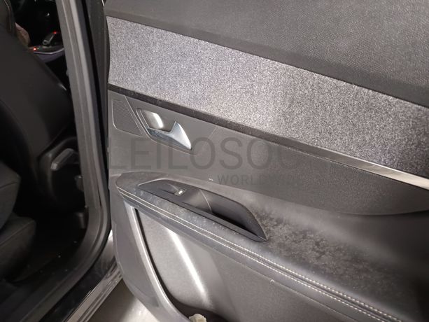 Peugeot 5008 · 7 Lugares · Ano 2018