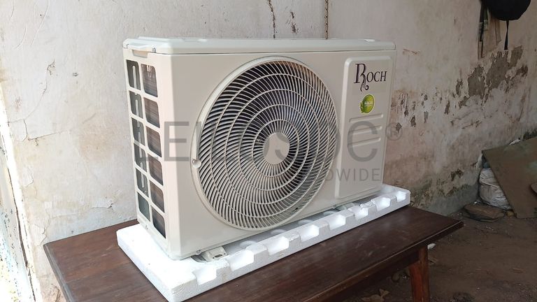 Ares Condicionados Roch RAC-S24R4-IN