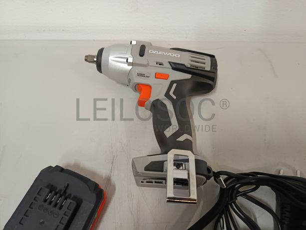 Berbequim de impacto Daewoo