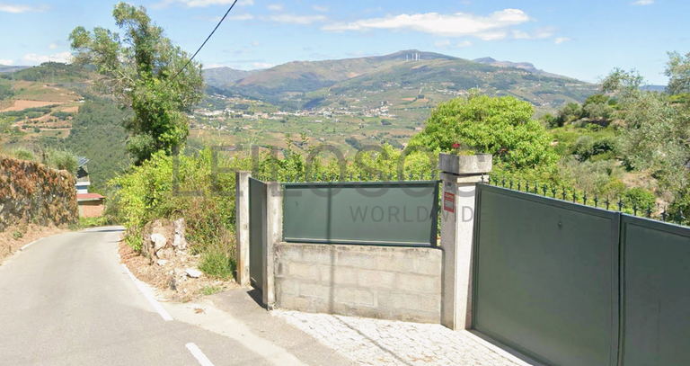 Proporção de 1/2 de Terreno · Barrô, Resende