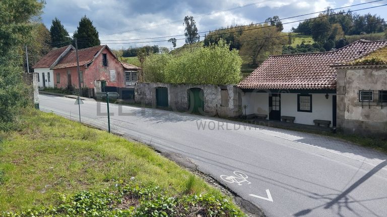 Moradia · Vimieiro, Santa Comba Dão