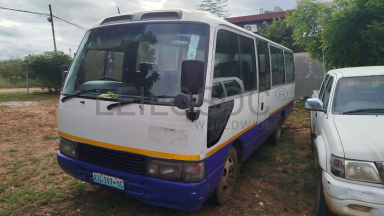 Toyota/Coaster - 2001