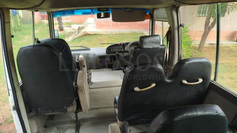 Toyota/Coaster - 2001