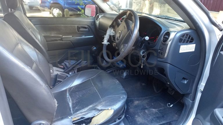 ISUZU/300kd 3.5m - 2010