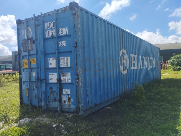 Contentor de 40 Pés com diversos materiais