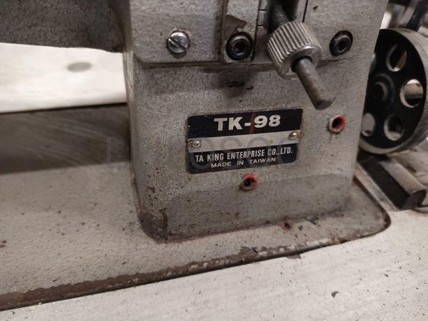 Máquina de Costura Taking