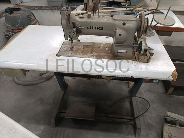 Máquina de Costura Juki
