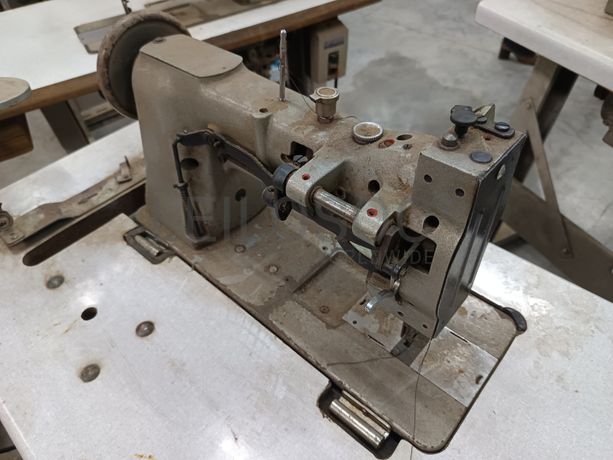 Máquina de Costura Juki