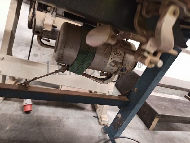 Máquina de Costura Juki