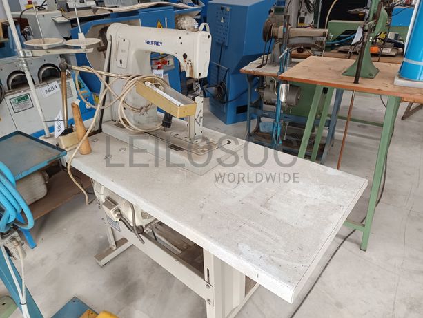 Máquina de Costura Refrey