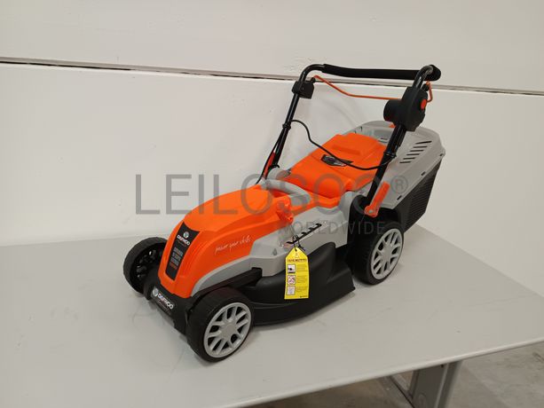 Máquina de cortar relva Daewoo