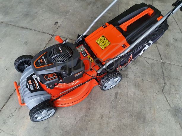 Máquina cortar relva Daewoo