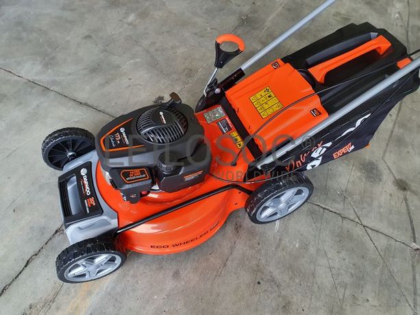 Máquina cortar relva Daewoo