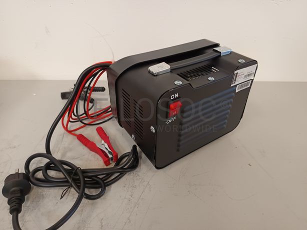 Carregador de baterias Daewoo