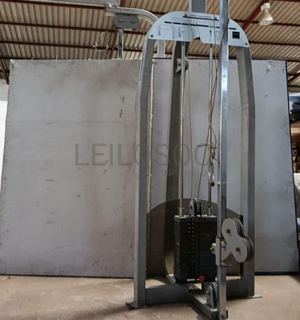 Máquina de Exercício puxada alta