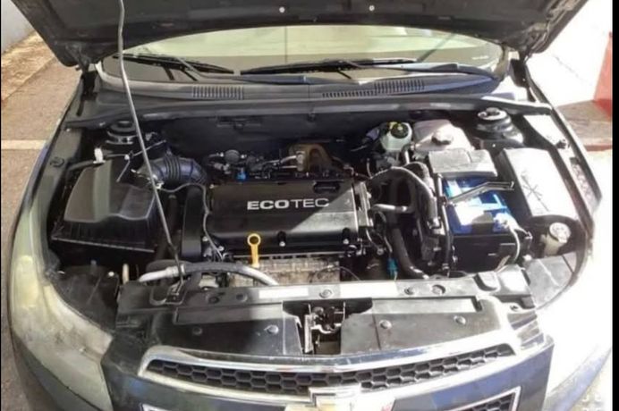 Chevrolet Cruze 1.6 LS · Ano 2010