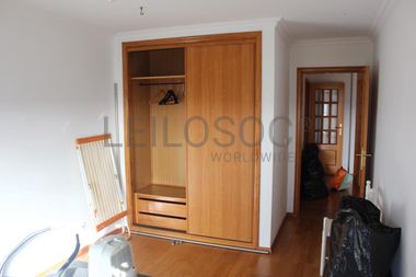 Apartamento T3 c/ 2 Lugares de Garagem · Sintra