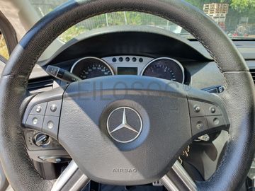 Mercedes-Benz R320 · Ano 2007 