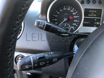 Mercedes-Benz ML 320CDI · Ano 2008