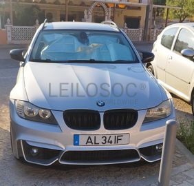 BMW 318d · Ano 2009