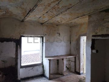 Edifício para Renovação · Elvas