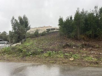 Terreno com 8.950 m² · Vila Nova de Gaia