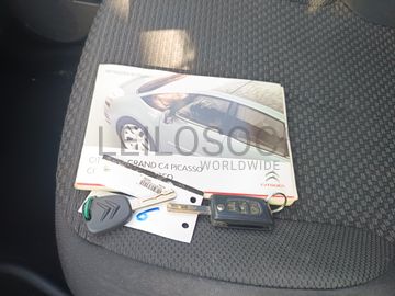 Citroën C4 Picasso · Ano 2010