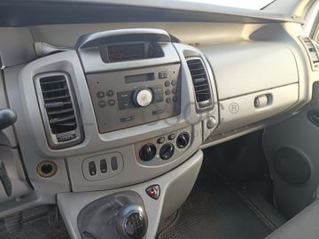 Opel Vivaro · Ano 2009