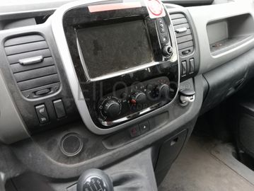 Renault Trafic DCI 115 · Ano 2016