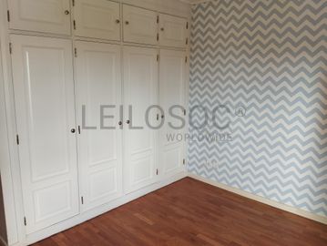 Apartamento T2 em Condomínio Fechado · Estoril