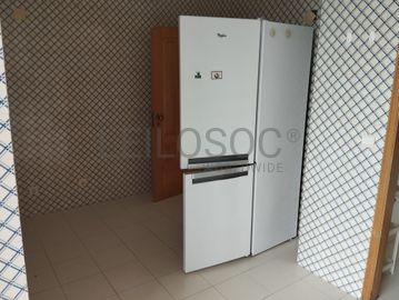 Apartamento T2 em Condomínio · Estoril