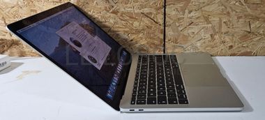 Portátil MacBook Pro