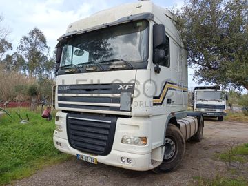 DAF 4X2 EXF05 · Ano 2010