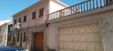 Moradia V4 com Terreno · Britiande, Lamego