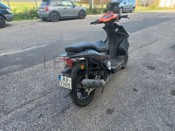 Mitt 125 XRS