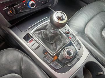 Audi A4 Avant TDI · Ano 2012