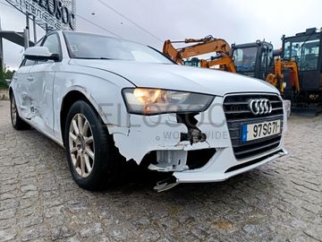 Audi A4 Avant TDI · Ano 2012
