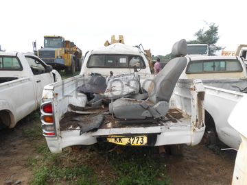 Pickup S/Cab 4x4 