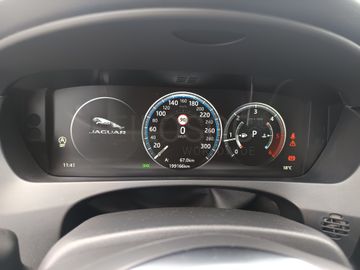 Jaguar F-Pace · Ano 2016